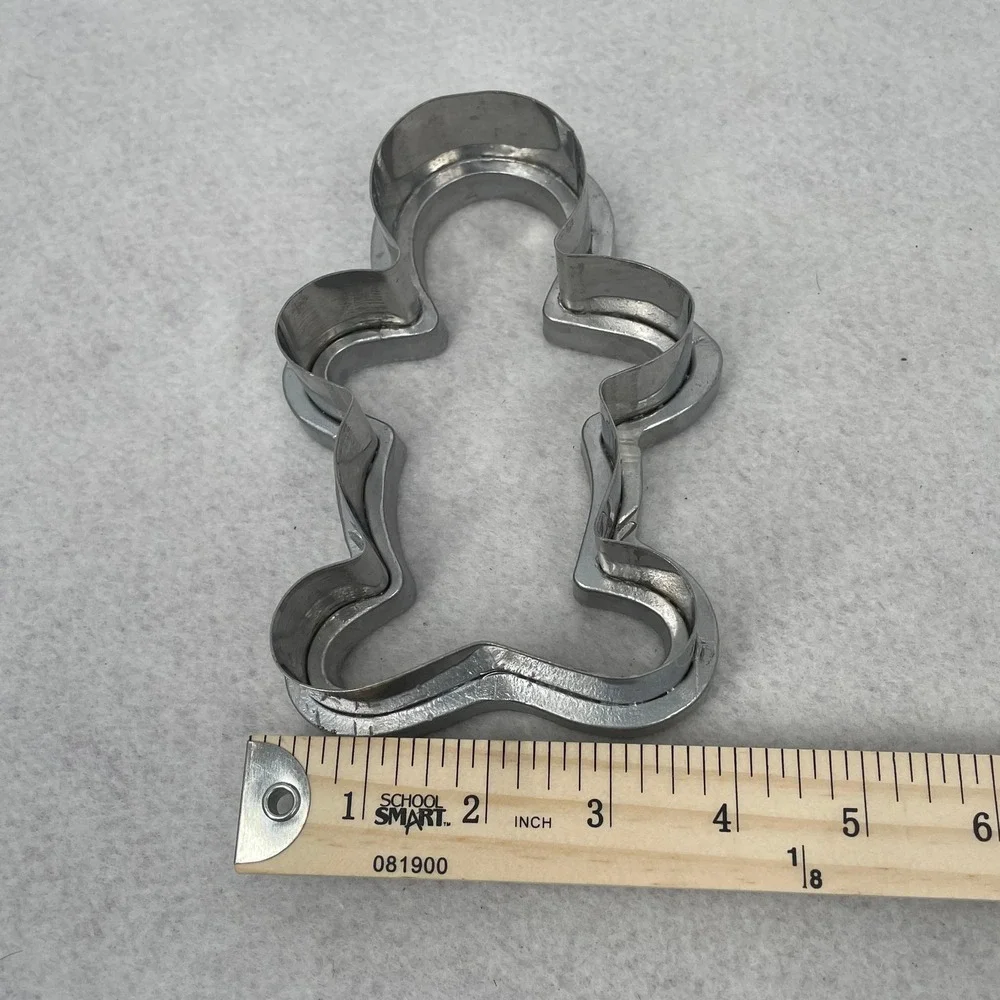 Vintage Gingerbread Man Cookie Cutter Heavy Duty Aluminum 5 Inch Holiday Baking